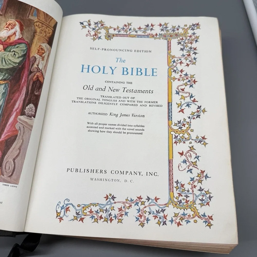 The Holy Bible Golden Rule Edition Vtg Family Bible Large Black Leather Cover‎